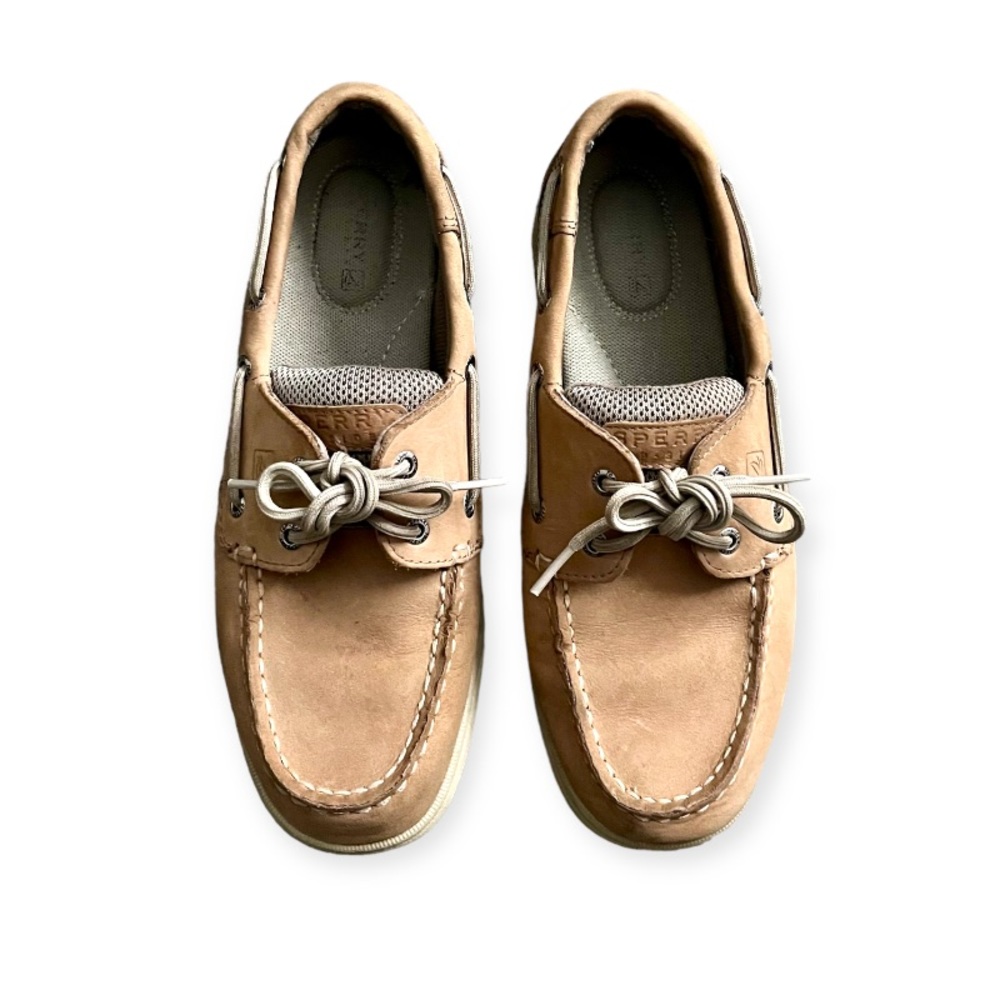 🛶 Sperry Boat Shoes